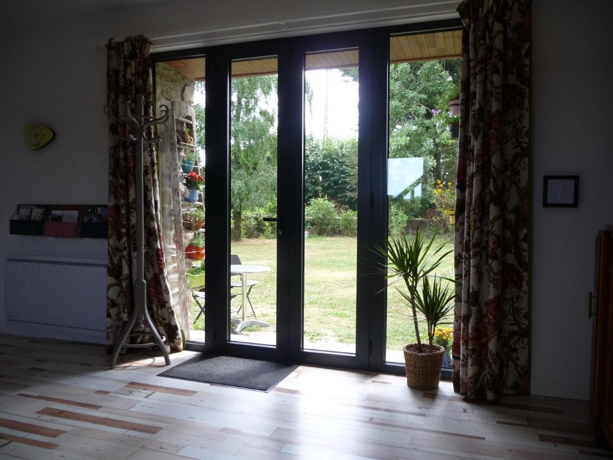 Bretagne Chambre D'Hotes Suite 53M2 Et Caravane Vintage Avec Cuisine Et Salle De Bains Privees Brittany B&B 53M2 Suite And Vintage Caravan Glamping With Private Kitchen And Bathroom Pleumeur-Gautier Dış mekan fotoğraf