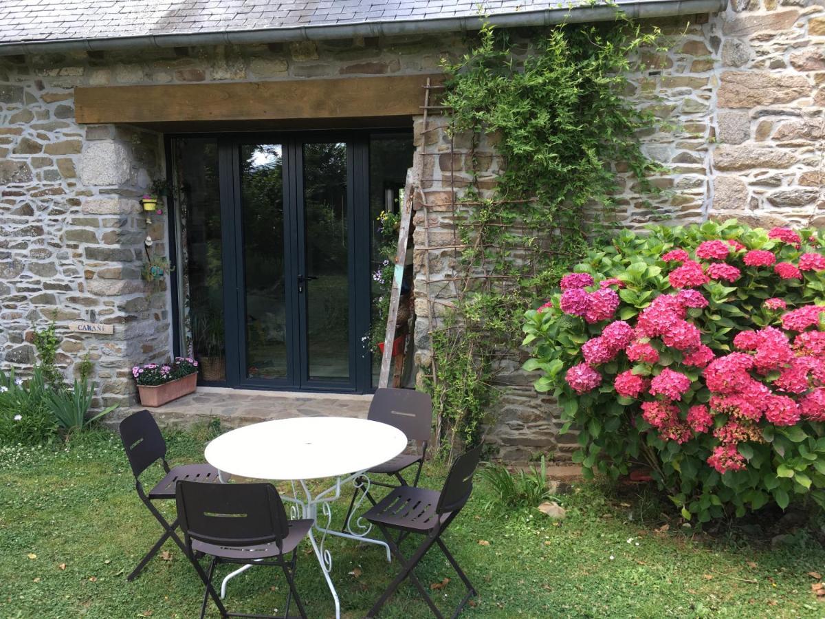 Bretagne Chambre D'Hotes Suite 53M2 Et Caravane Vintage Avec Cuisine Et Salle De Bains Privees Brittany B&B 53M2 Suite And Vintage Caravan Glamping With Private Kitchen And Bathroom Pleumeur-Gautier Dış mekan fotoğraf